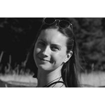 Menschen | Rebecca & Sophia Kandel II
                    